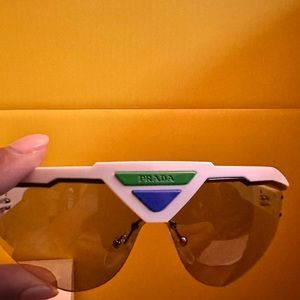 Prada ski frames